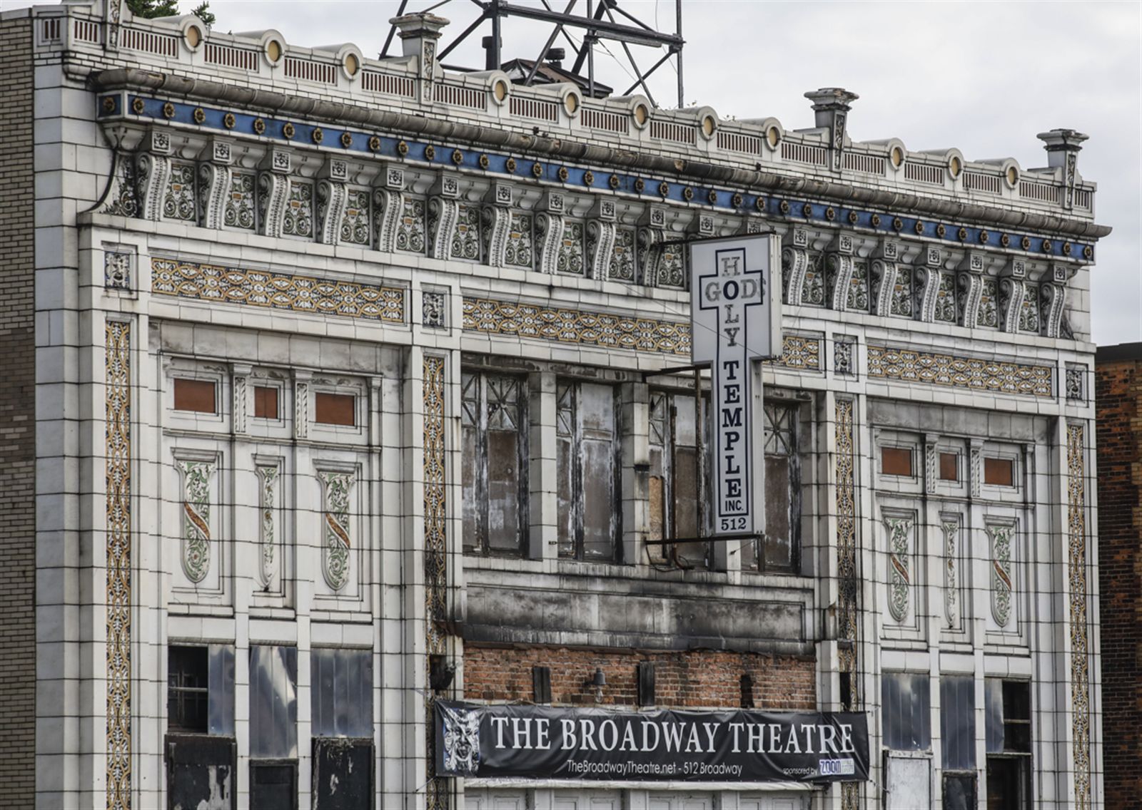 A Closer Look: The once-splendid Beaux-Arts Broadway Theatre